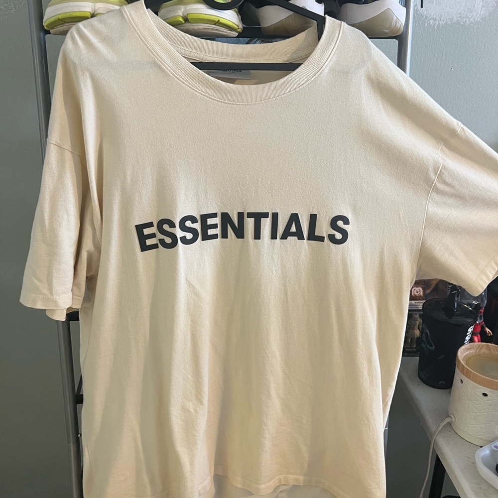 Men’s Essentials Shirt
